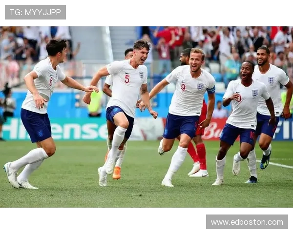 星空体育中国官网：获取最新体育赛事直播时间表与精彩赛事回放内容